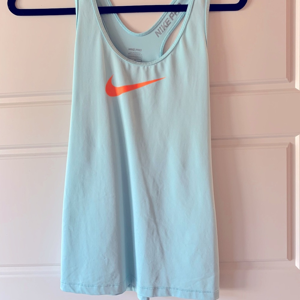 Nike workout tank